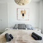 Апартаменты Exclusive & Luxury Penthouse In Cabopino With Stunning Sea Views - By Seitz Apartmets Марбелья