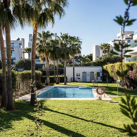 Exclusive & Luxury Penthouse In Cabopino With Stunning Sea Views - By Seitz Apartmets Apartamento