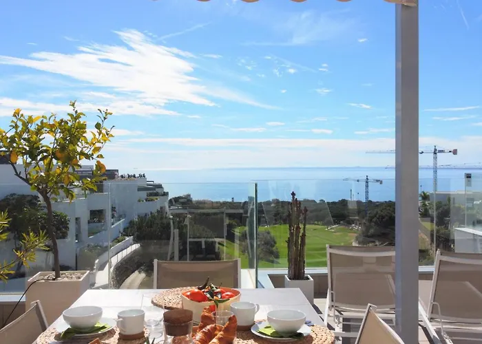 Exclusive & Luxury Penthouse In Cabopino With Stunning Sea Views - By Seitz Apartmets * מארבלה